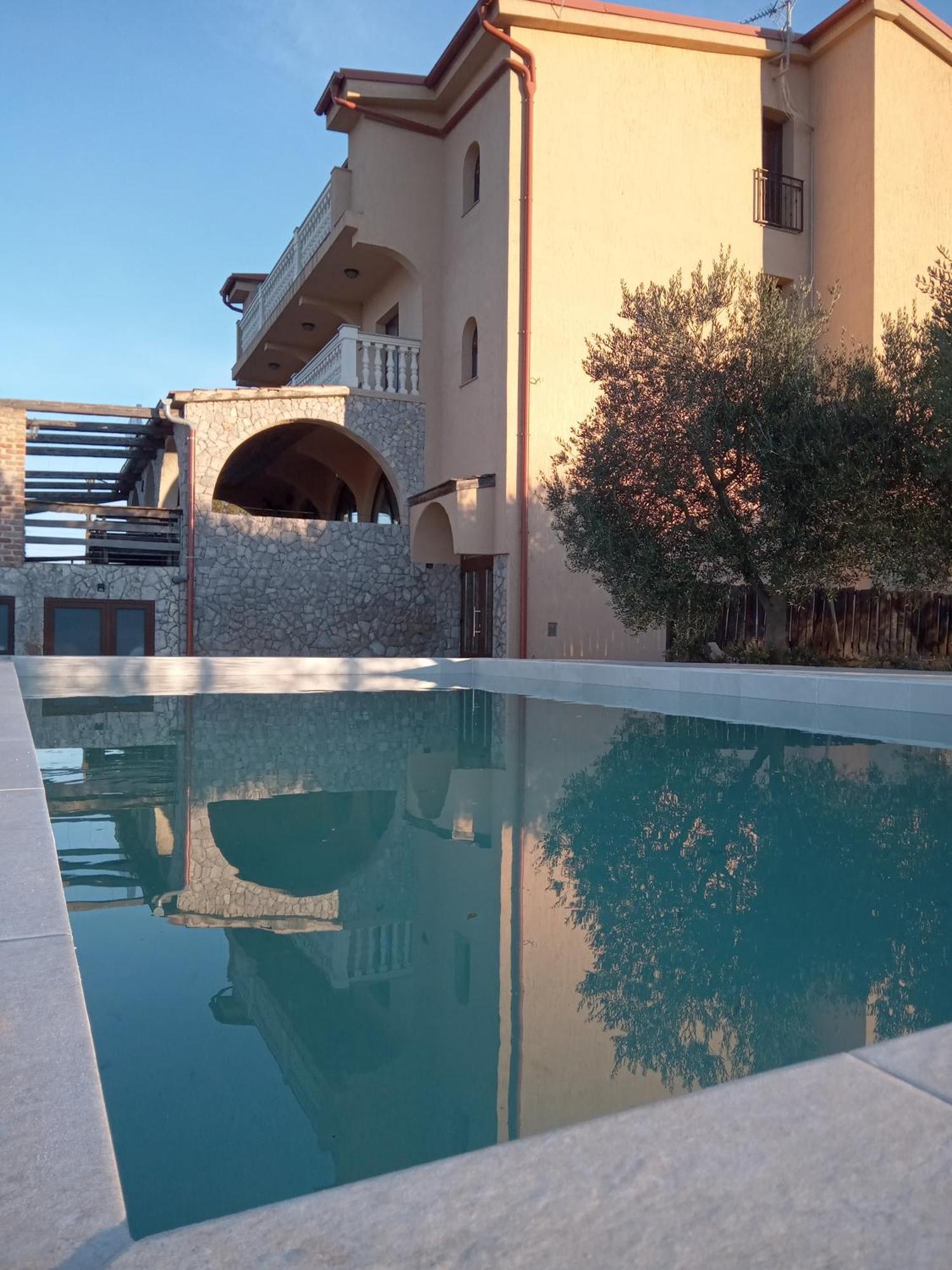 B&B Tonivale Skrbčići Exteriör bild