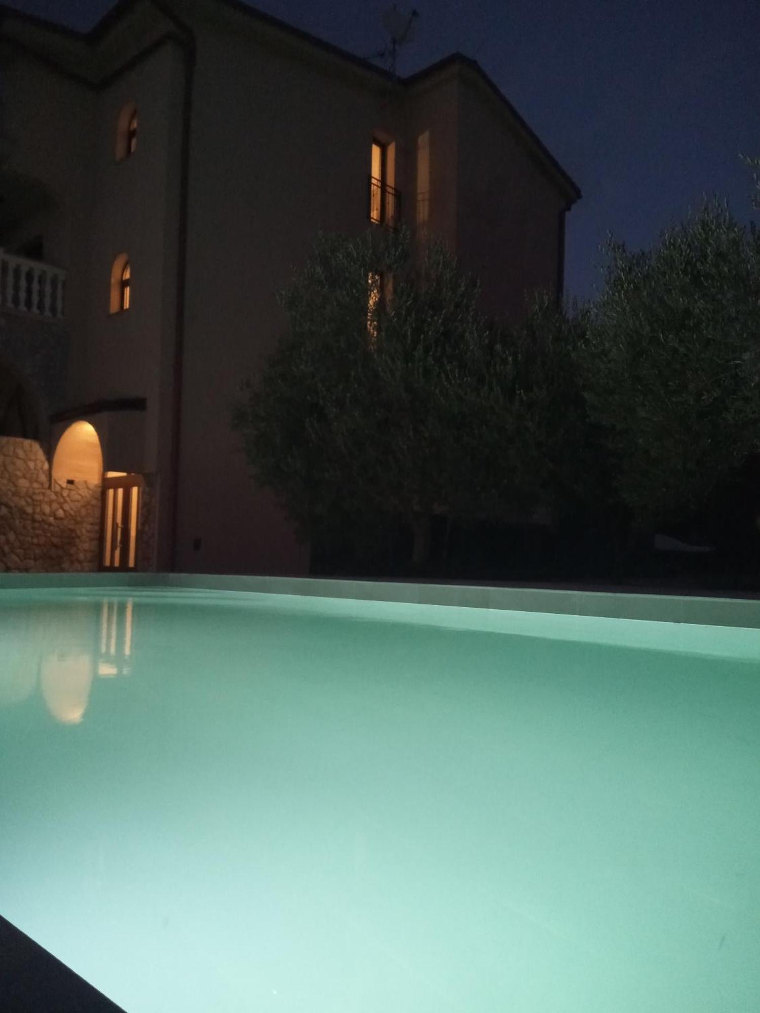 B&B Tonivale Skrbčići Exteriör bild