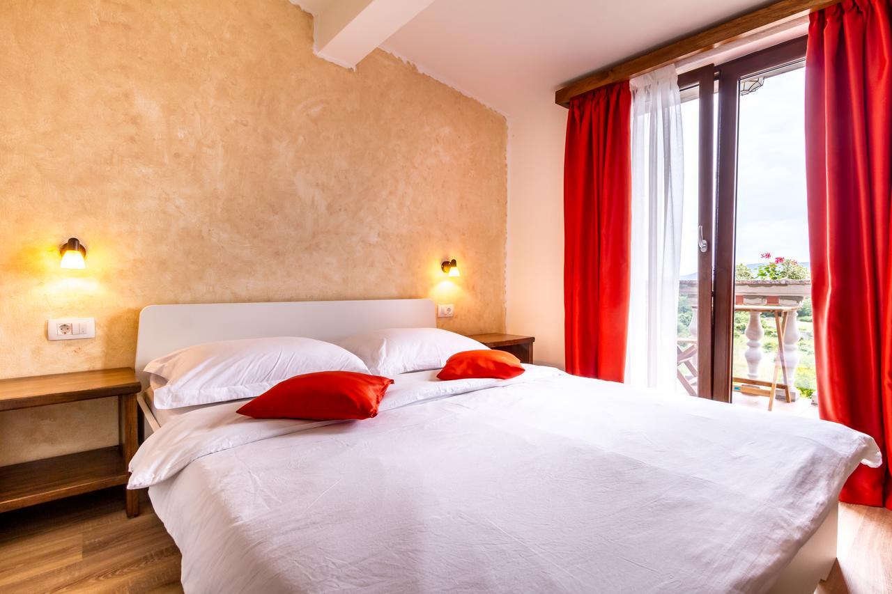 B&B Tonivale Skrbčići Exteriör bild
