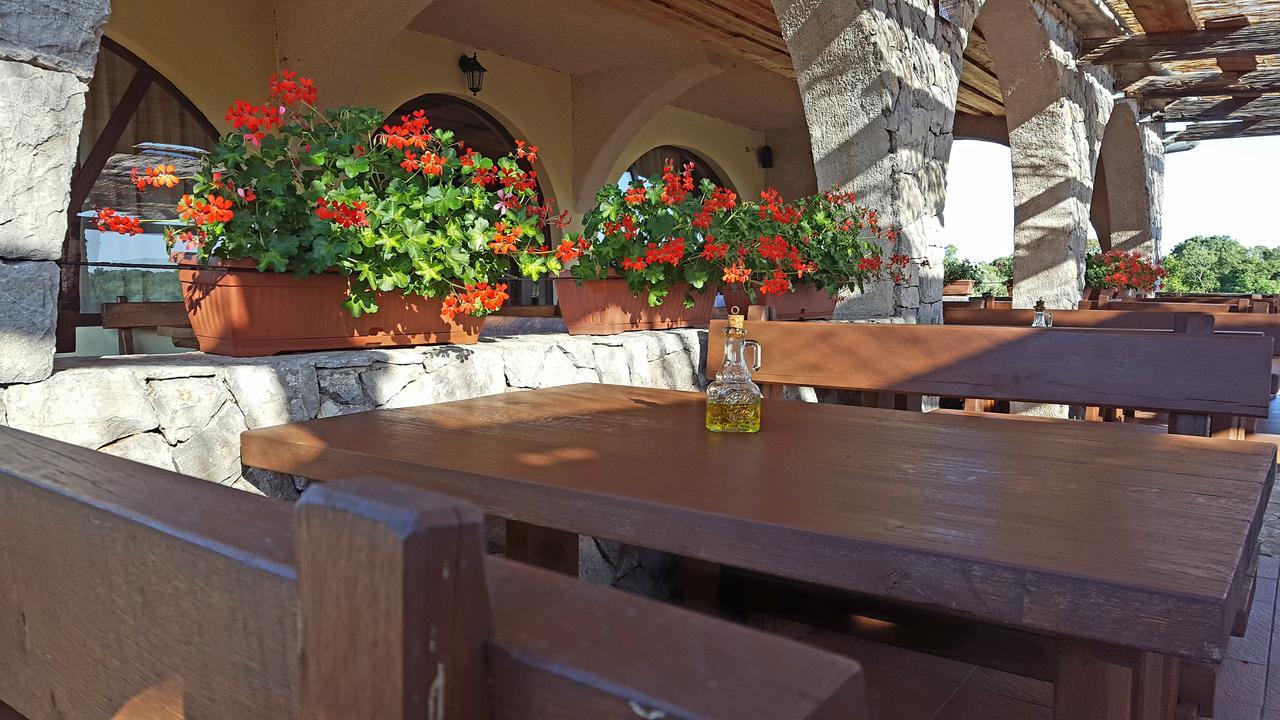 B&B Tonivale Skrbčići Exteriör bild